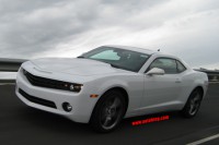 /album/lista-de-carros-chevrolet/a2009-chevy-camaro-a-no-show-at-auto-shows-jpg/